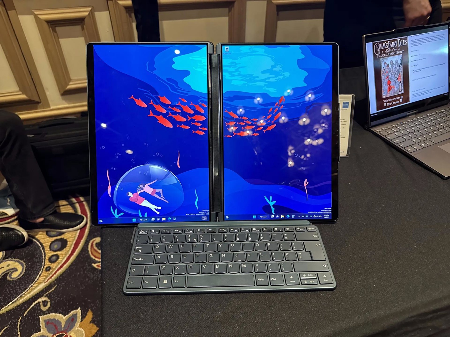 《联想 YOGA Book 9i》最新资讯：采用双面 13 英寸 OLED 屏设计